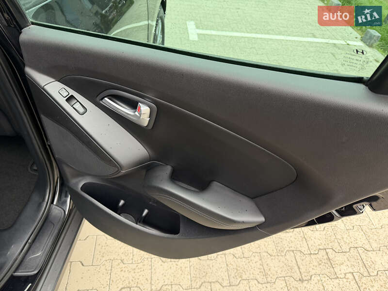 Внедорожник / Кроссовер Hyundai ix35 2015 в Луцке