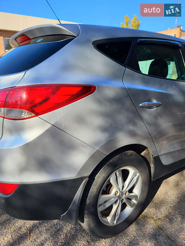 Внедорожник / Кроссовер Hyundai ix35 2011 в Никополе