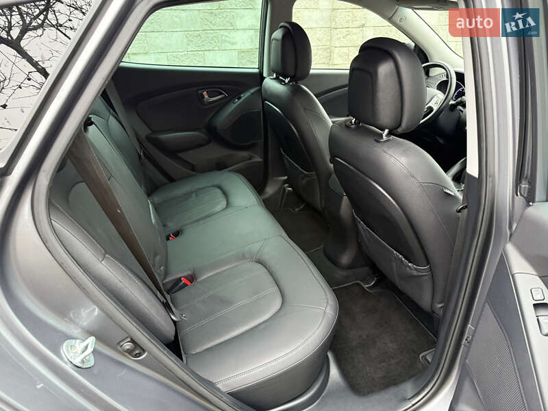 Позашляховик / Кросовер Hyundai ix35 2014 в Луцьку