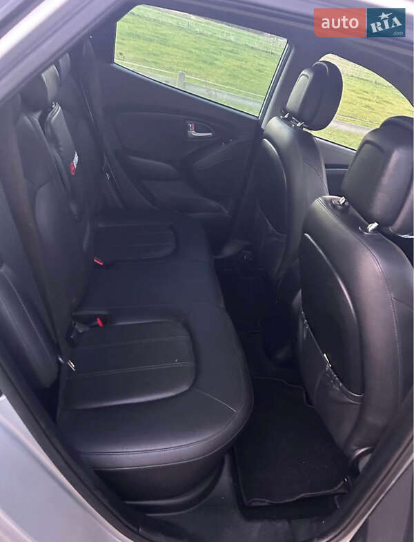 Внедорожник / Кроссовер Hyundai ix35 2015 в Ровно
