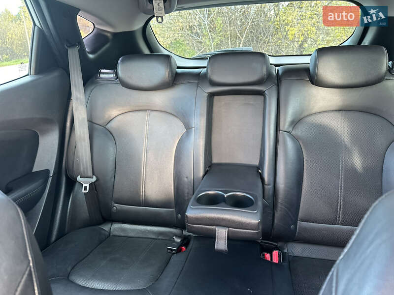 Внедорожник / Кроссовер Hyundai ix35 2014 в Бродах