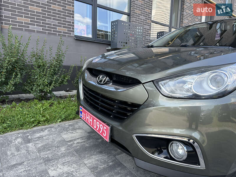 Внедорожник / Кроссовер Hyundai ix35 2011 в Львове