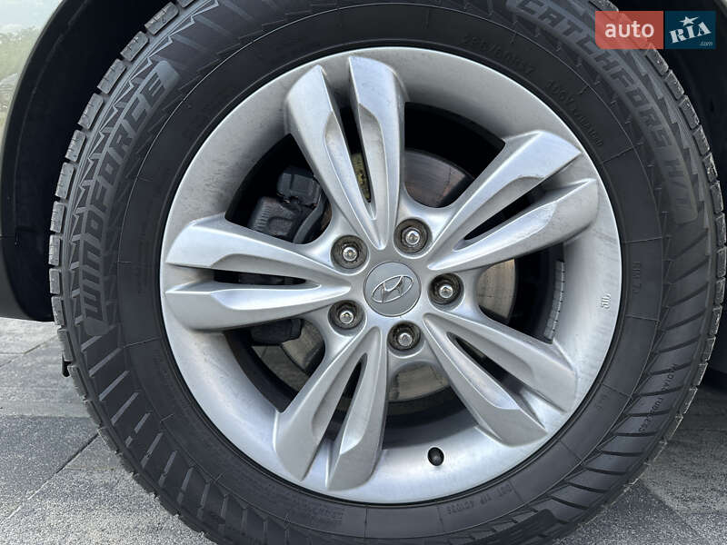 Внедорожник / Кроссовер Hyundai ix35 2011 в Львове