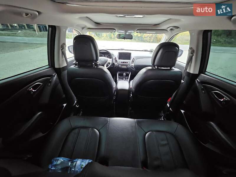 Позашляховик / Кросовер Hyundai ix35 2012 в Чернівцях фото 9 Позашляховик / Кросовер Hyundai ix35 2012 в Чернівцях