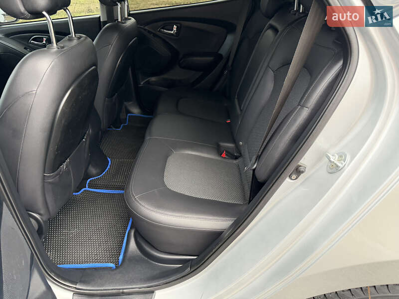 Внедорожник / Кроссовер Hyundai ix35 2011 в Виннице