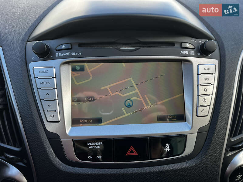 Внедорожник / Кроссовер Hyundai ix35 2010 в Луцке