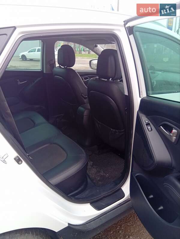 Внедорожник / Кроссовер Hyundai ix35 2011 в Житомире