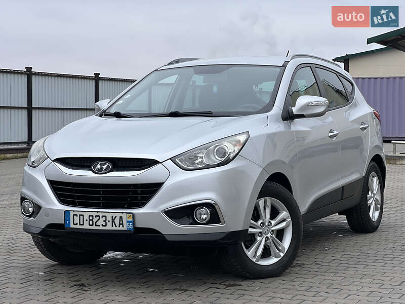 Внедорожник / Кроссовер Hyundai ix35 2011 в Луцке