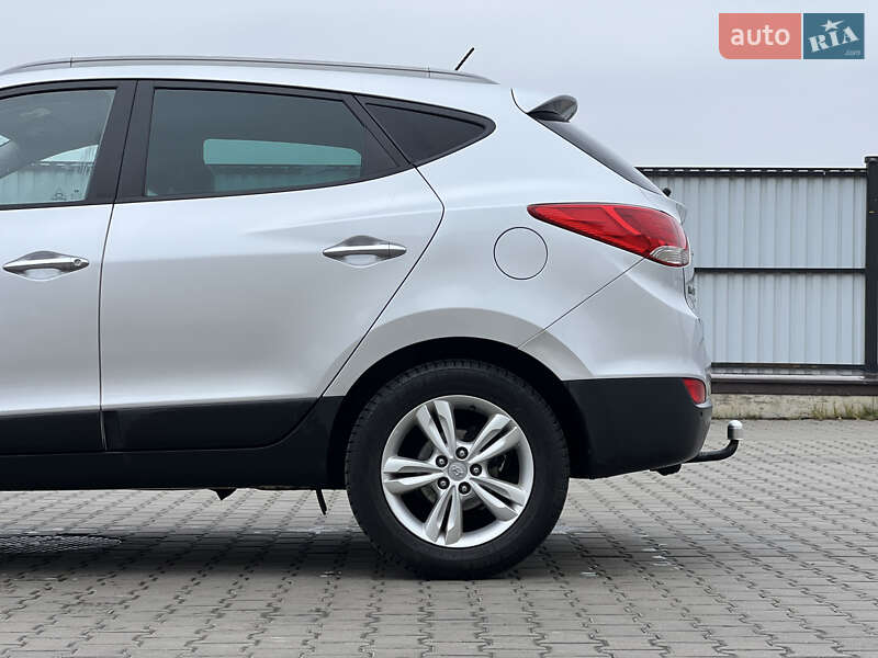 Внедорожник / Кроссовер Hyundai ix35 2011 в Луцке