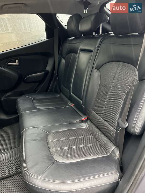 Внедорожник / Кроссовер Hyundai ix35 2011 в Львове