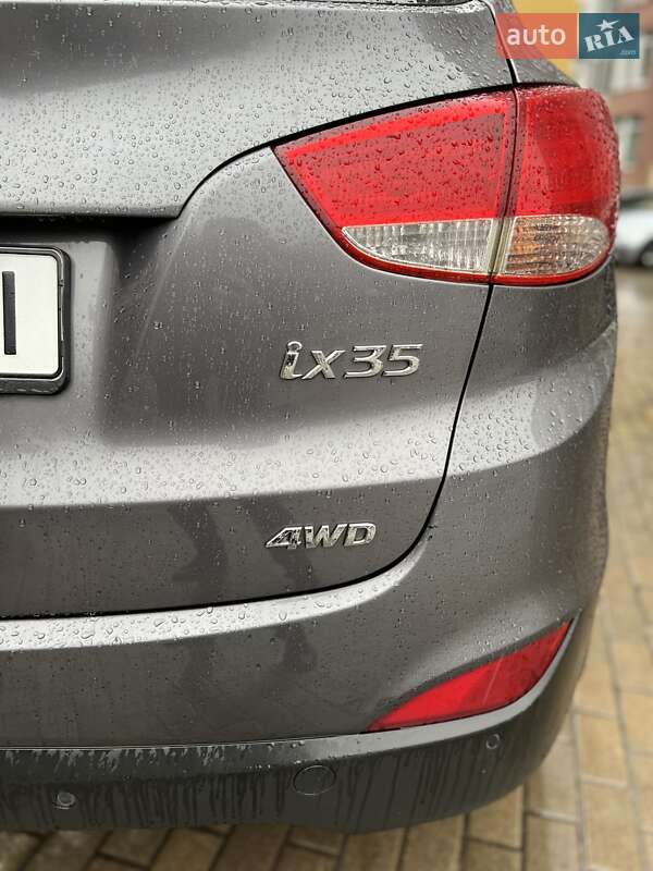 Внедорожник / Кроссовер Hyundai ix35 2011 в Львове