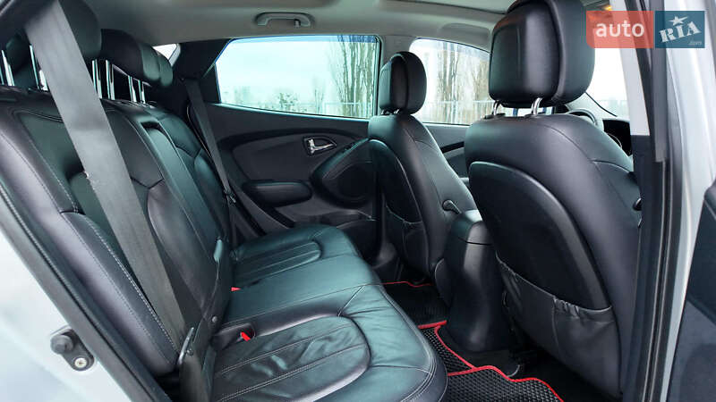 Внедорожник / Кроссовер Hyundai ix35 2011 в Киеве