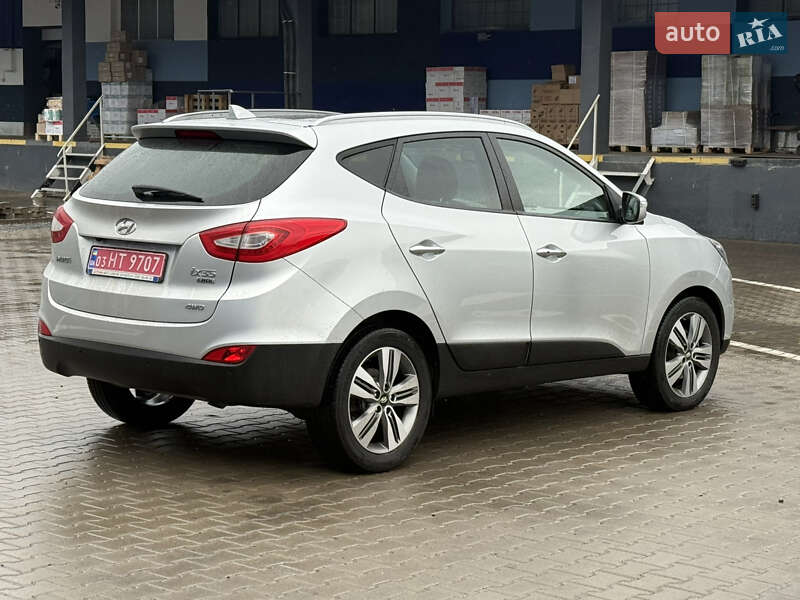Внедорожник / Кроссовер Hyundai ix35 2015 в Ровно