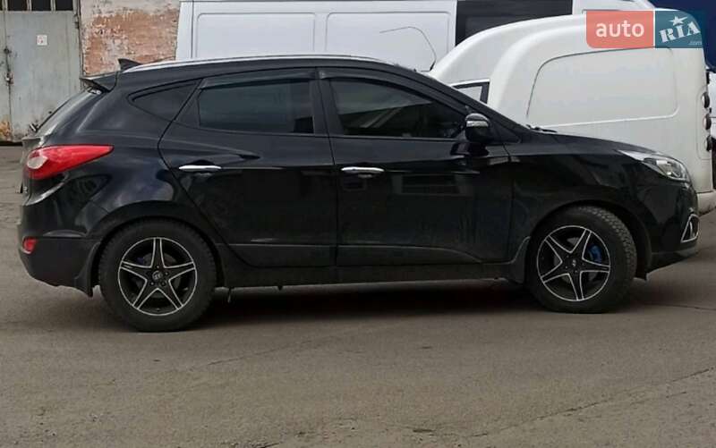 Внедорожник / Кроссовер Hyundai ix35 2013 в Днепре