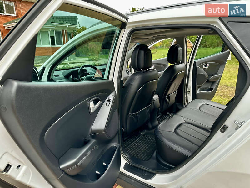 Внедорожник / Кроссовер Hyundai ix35 2013 в Киеве фото 18 Внедорожник / Кроссовер Hyundai ix35 2013 в Киеве