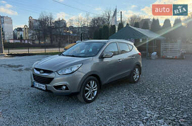 Внедорожник / Кроссовер Hyundai ix35 2010 в Харькове