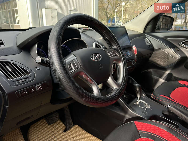 Внедорожник / Кроссовер Hyundai ix35 2010 в Николаеве фото 9 Внедорожник / Кроссовер Hyundai ix35 2010 в Николаеве