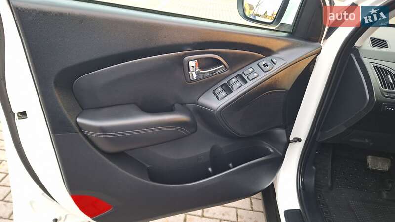 Позашляховик / Кросовер Hyundai ix35 2013 в Коломиї
