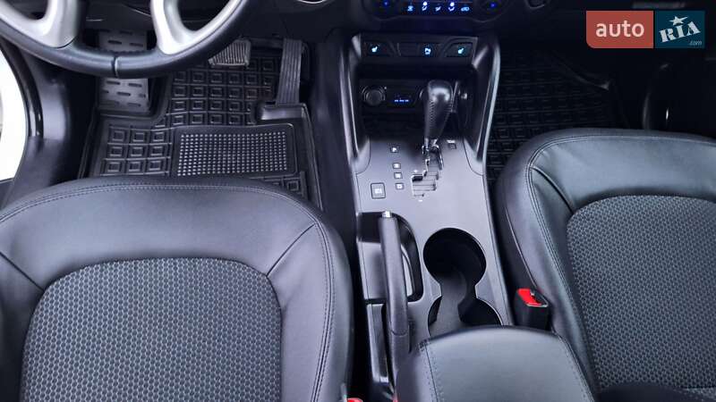 Позашляховик / Кросовер Hyundai ix35 2013 в Коломиї