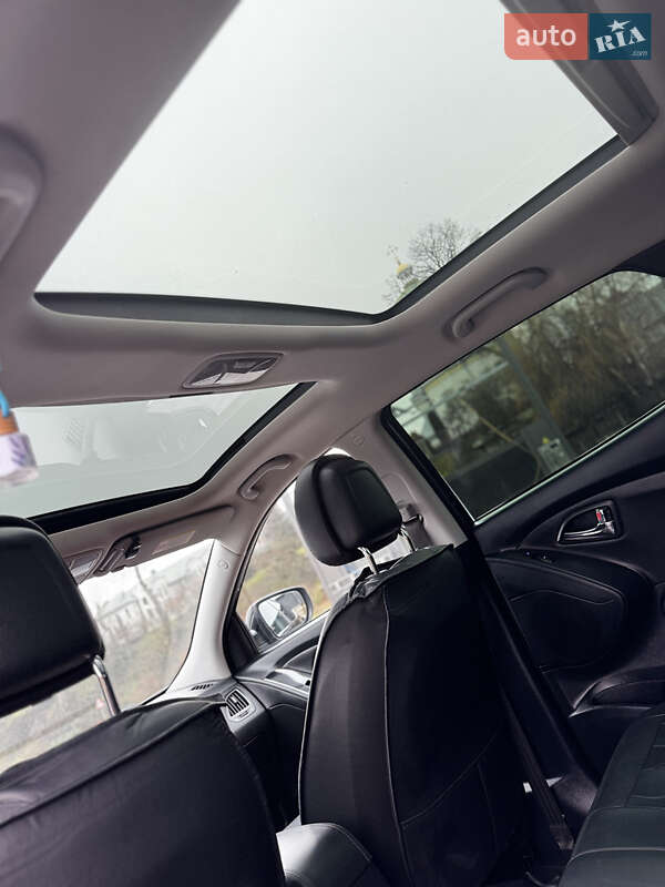 Внедорожник / Кроссовер Hyundai ix35 2010 в Зборове фото 32 Внедорожник / Кроссовер Hyundai ix35 2010 в Зборове