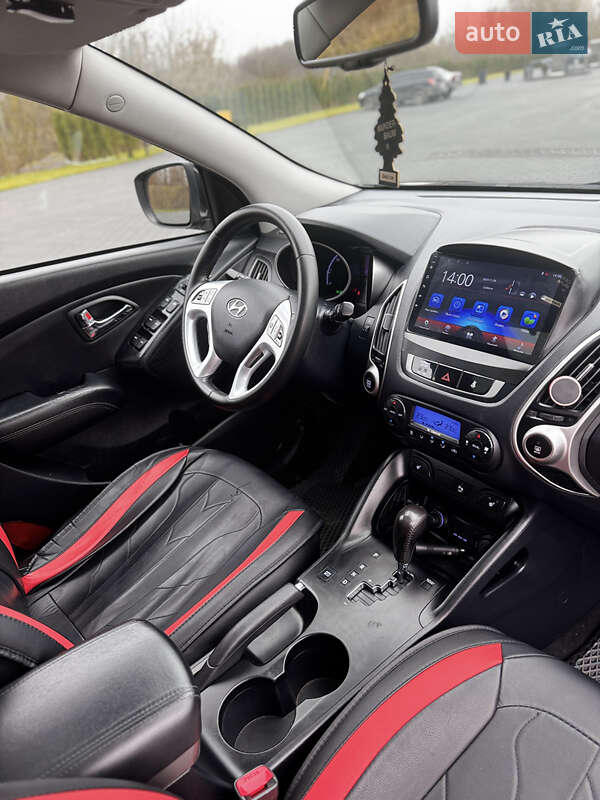 Внедорожник / Кроссовер Hyundai ix35 2010 в Зборове фото 37 Внедорожник / Кроссовер Hyundai ix35 2010 в Зборове