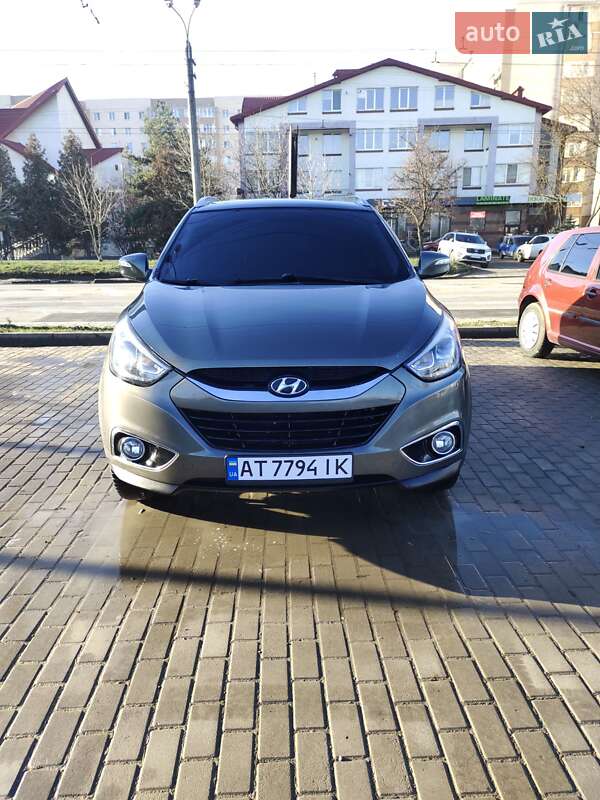 Позашляховик / Кросовер Hyundai ix35 2010 в Івано-Франківську