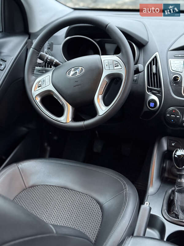 Позашляховик / Кросовер Hyundai ix35 2010 в Вінниці