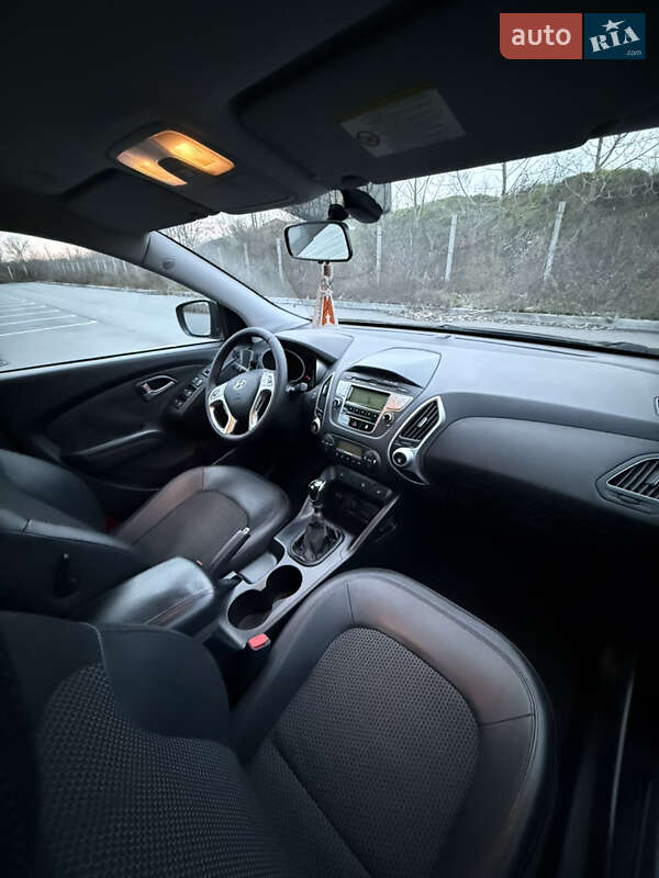 Позашляховик / Кросовер Hyundai ix35 2010 в Вінниці