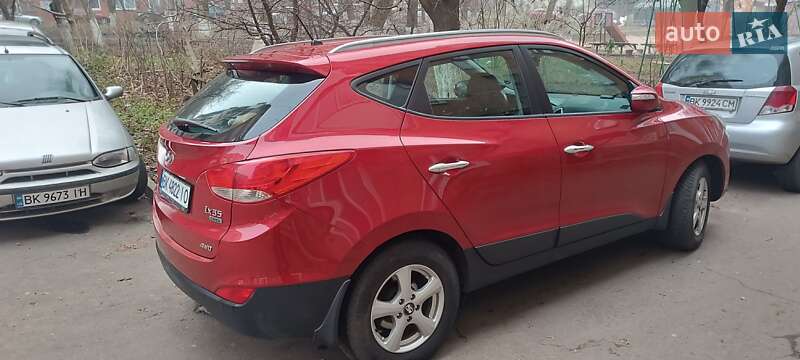 Внедорожник / Кроссовер Hyundai ix35 2010 в Ровно
