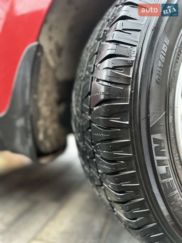 Позашляховик / Кросовер Hyundai ix35 2010 в Рівному