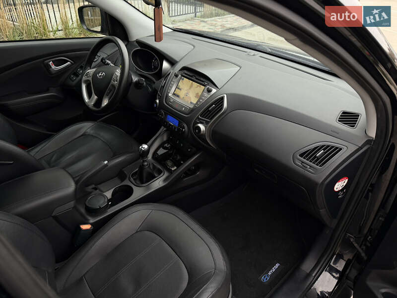 Позашляховик / Кросовер Hyundai ix35 2015 в Луцьку