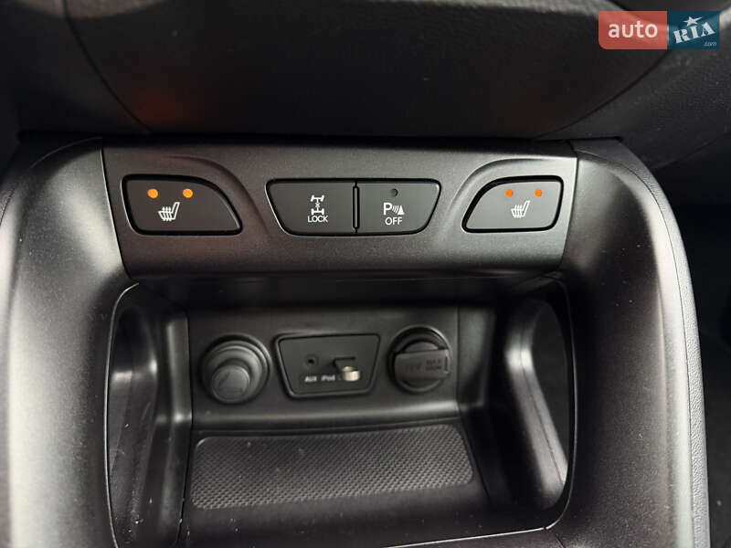 Позашляховик / Кросовер Hyundai ix35 2015 в Луцьку