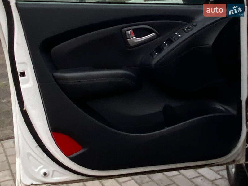 Позашляховик / Кросовер Hyundai ix35 2012 в Рівному