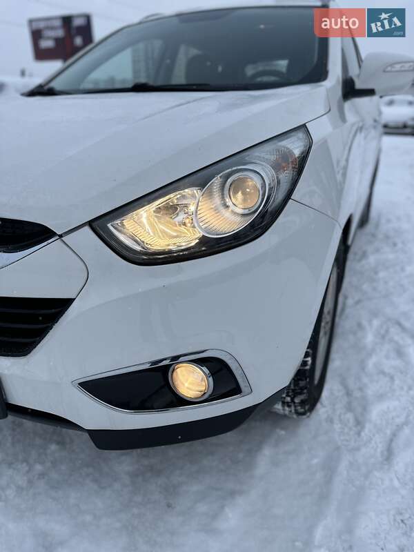 Внедорожник / Кроссовер Hyundai ix35 2013 в Белогородке