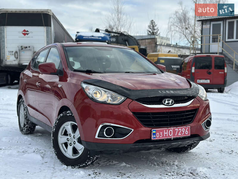 Позашляховик / Кросовер Hyundai ix35 2010 в Рівному