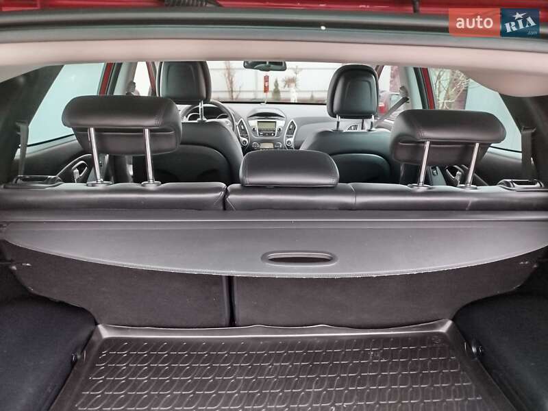 Внедорожник / Кроссовер Hyundai ix35 2011 в Кременце