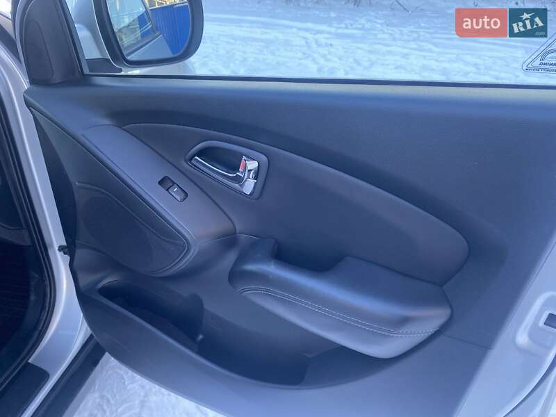 Внедорожник / Кроссовер Hyundai ix35 2012 в Чернигове фото 21 Внедорожник / Кроссовер Hyundai ix35 2012 в Чернигове