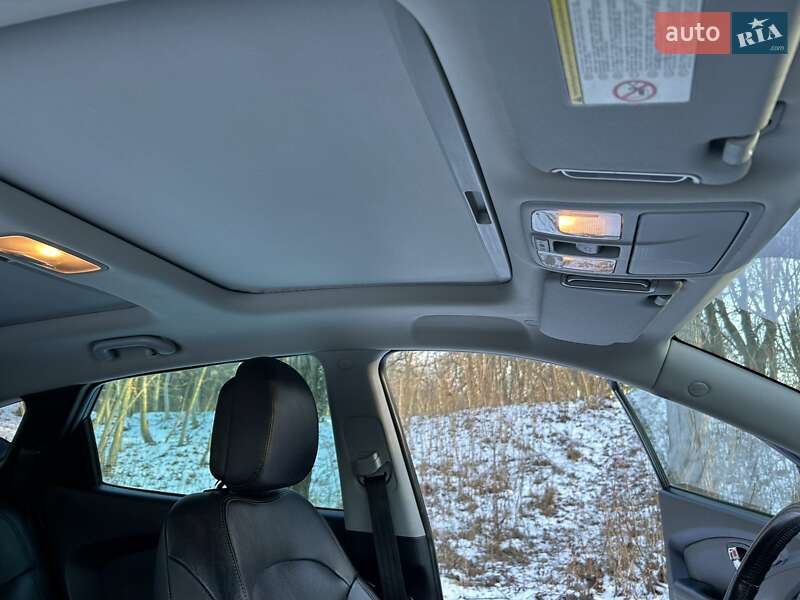 Внедорожник / Кроссовер Hyundai ix35 2011 в Ровно