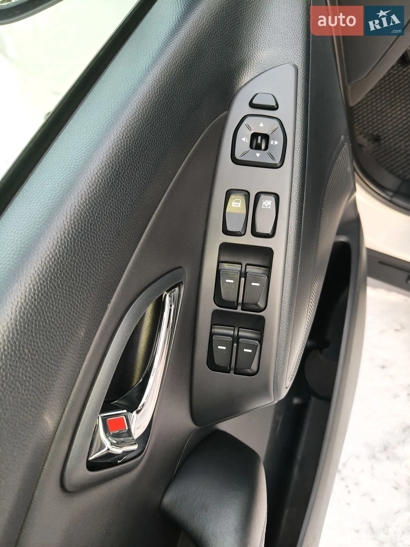 2011 Hyundai ix35 - мініатюра 115