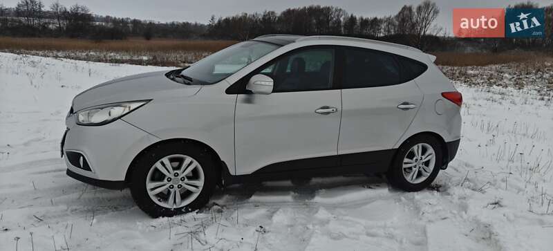 Внедорожник / Кроссовер Hyundai ix35 2010 в Харькове фото 11 Внедорожник / Кроссовер Hyundai ix35 2010 в Харькове