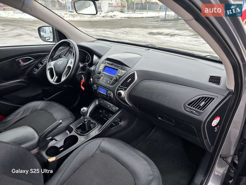 Внедорожник / Кроссовер Hyundai ix35 2015 в Калуше