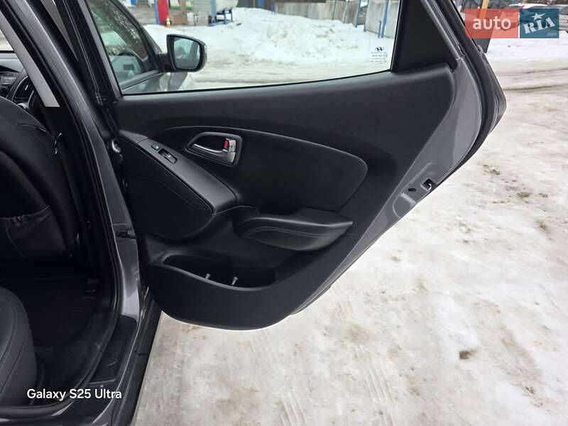 Внедорожник / Кроссовер Hyundai ix35 2015 в Калуше