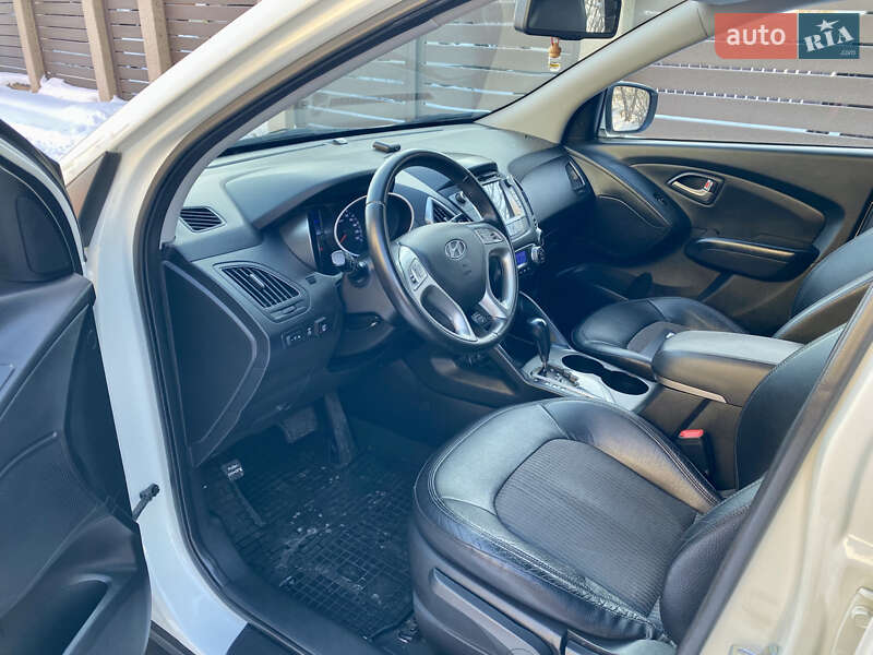 Внедорожник / Кроссовер Hyundai ix35 2010 в Хмельницком
