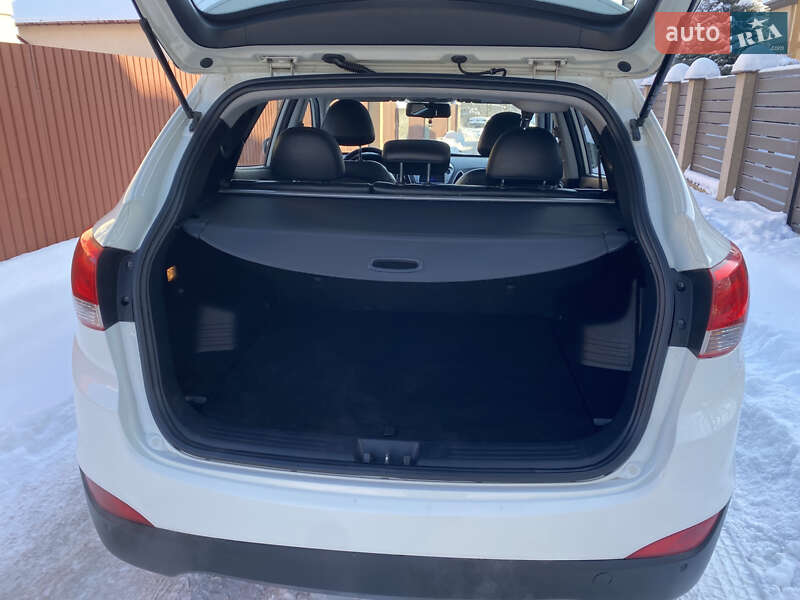 Внедорожник / Кроссовер Hyundai ix35 2010 в Хмельницком