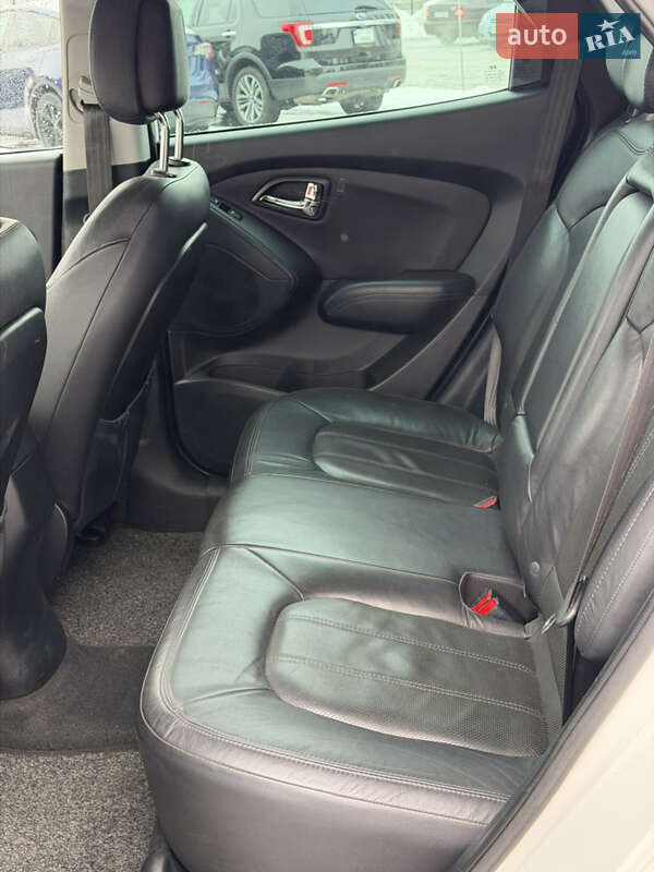Внедорожник / Кроссовер Hyundai ix35 2011 в Киеве