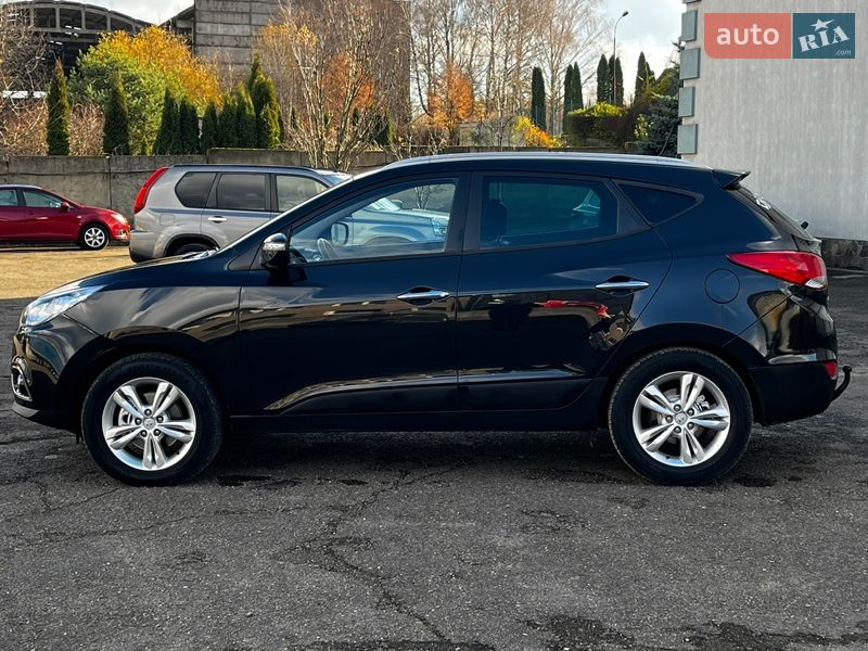 Внедорожник / Кроссовер Hyundai ix35 2010 в Луцке