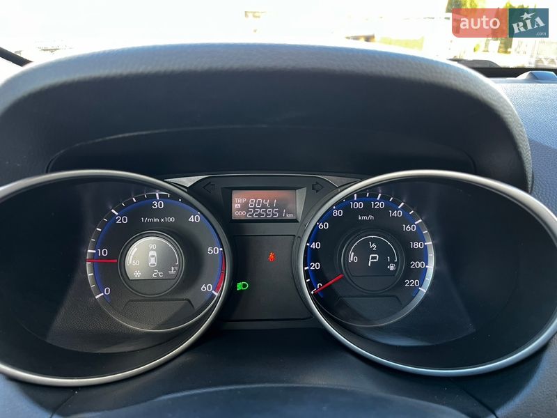 Внедорожник / Кроссовер Hyundai ix35 2010 в Луцке