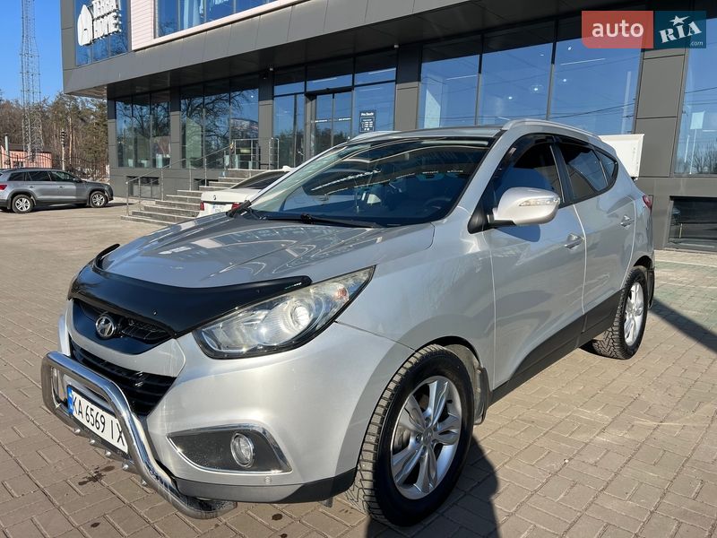 Внедорожник / Кроссовер Hyundai ix35 2010 в Киеве