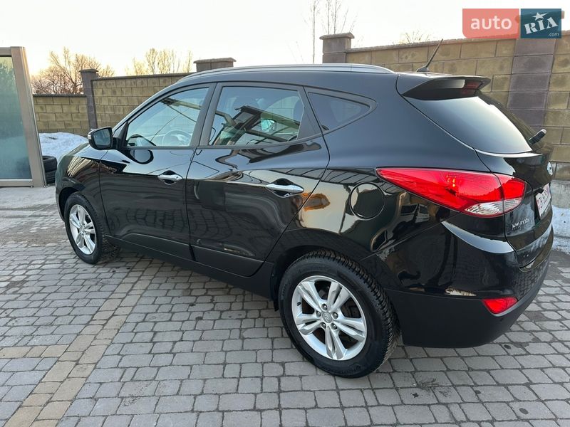 Внедорожник / Кроссовер Hyundai ix35 2012 в Дубно