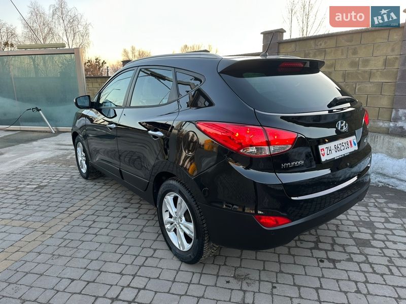 Внедорожник / Кроссовер Hyundai ix35 2012 в Дубно